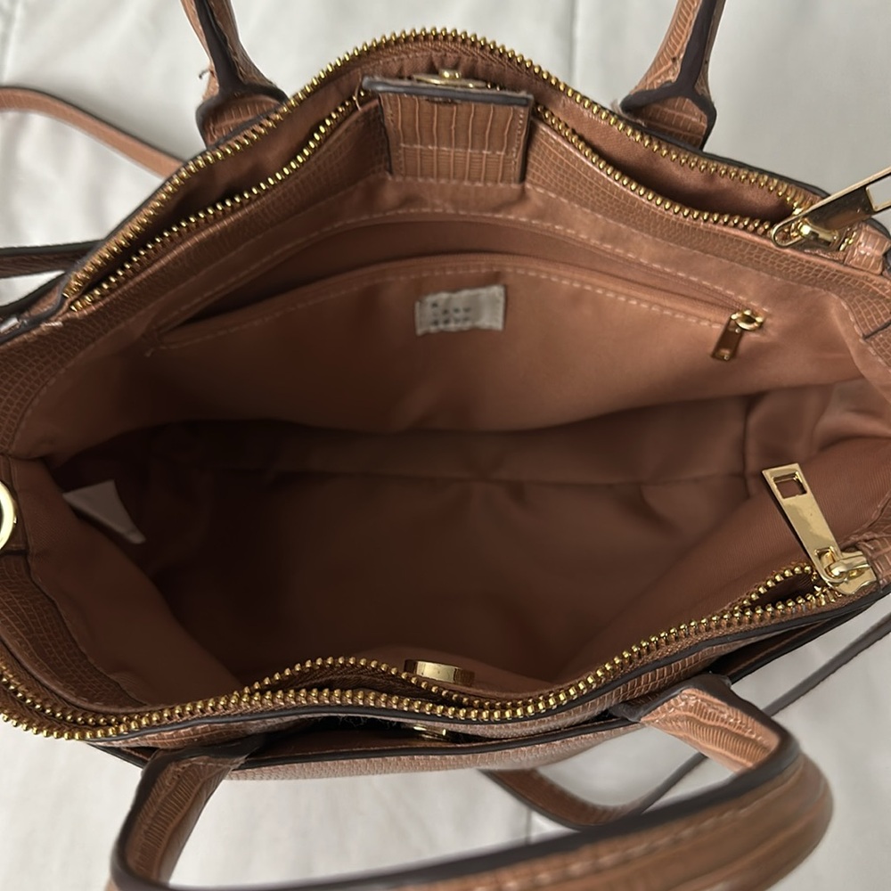 A New Day Handbag - Picture 4 of 4